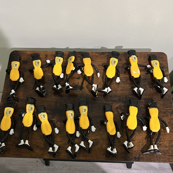 đź”´Vintage Planters Mr. Peanut Bendy Bendable Advertising Toy Figure LISTING FOR 1 - Picture 7 of 13